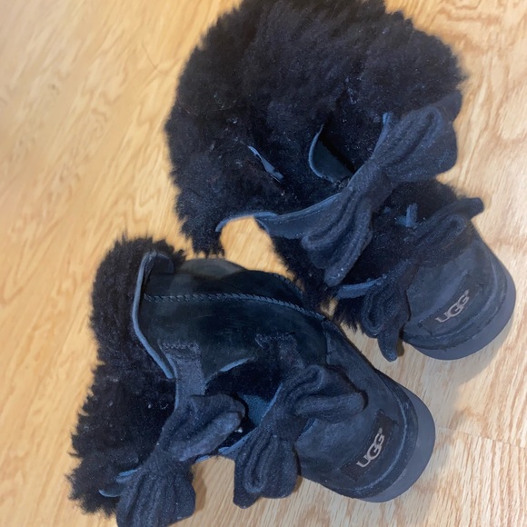Black BowTie Uggs - Picture 2 of 2